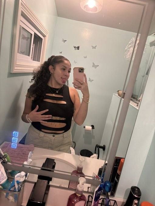 I do FaceTime 🌵💋✅fun and selling my hot🔥🔥 🥵 videos at best rate💰😊 text on my phone number for more details - Image 2