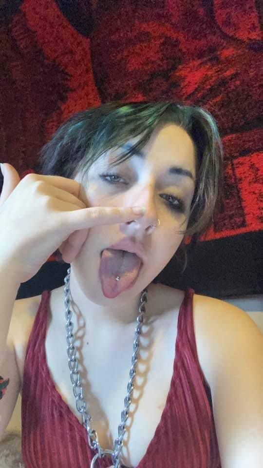 Hi guys💋✦️🖐✦💋. My name is lucy ,I live alone in my home, an appointment time in a low rate including 💋 💦. 👅Dgoggy Style/👅69 - Image 2